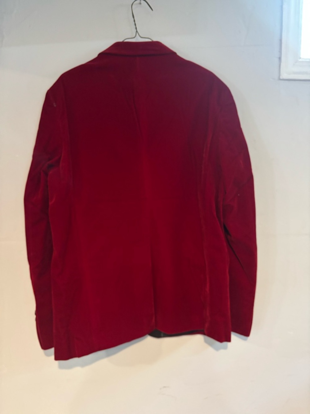 Men's Burgundy  red Velvet Blazer with Black Satin Lapel - Picture 5 of 5